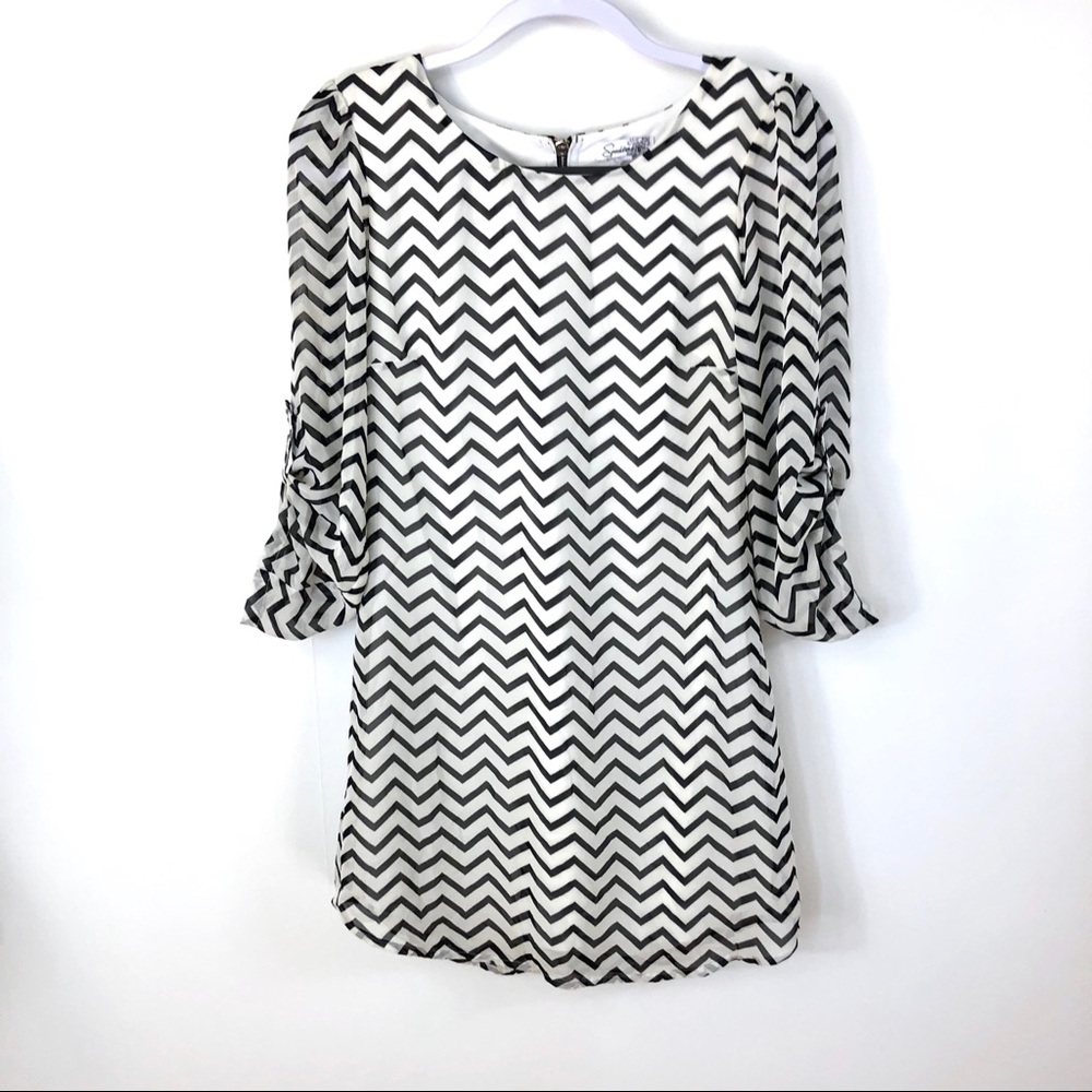 Speechless white & black chevron mini dress‎